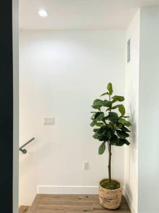 4Br Townhouse In Koreatown Los Angeles Buitenkant foto