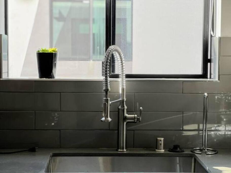 4Br Townhouse In Koreatown Los Angeles Buitenkant foto